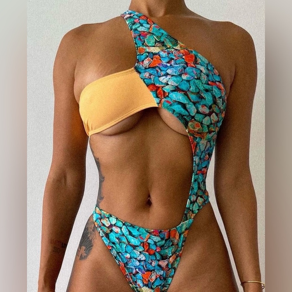 One-piece swimsuit